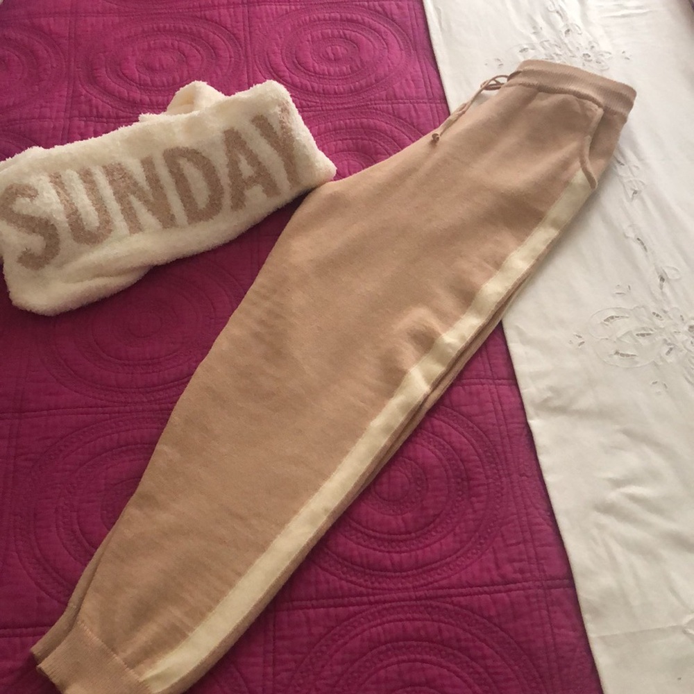 NWT Leisure wear sweater pants. (Sunday Sweater not included)